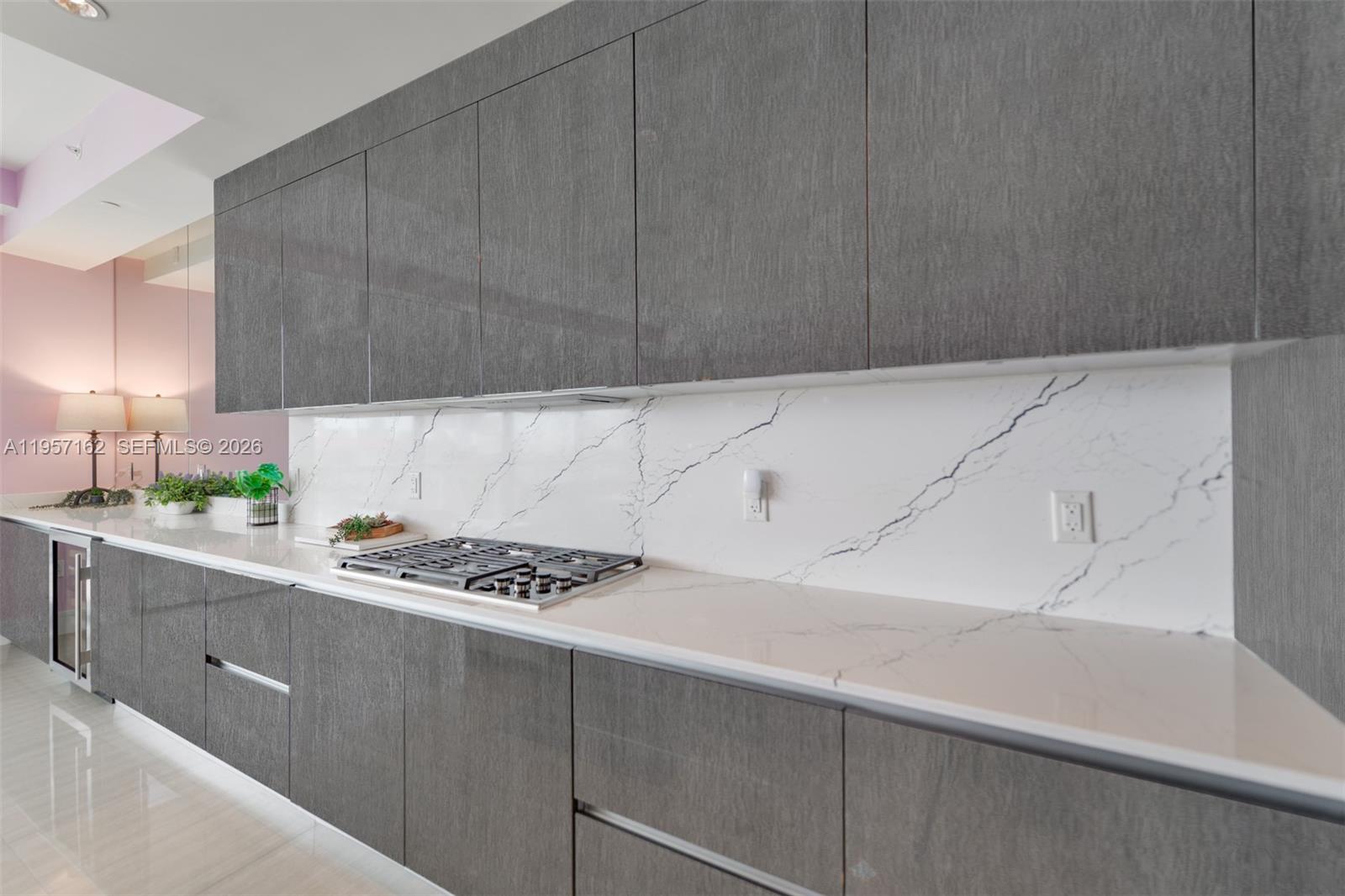 ECHO CONDO - Residential