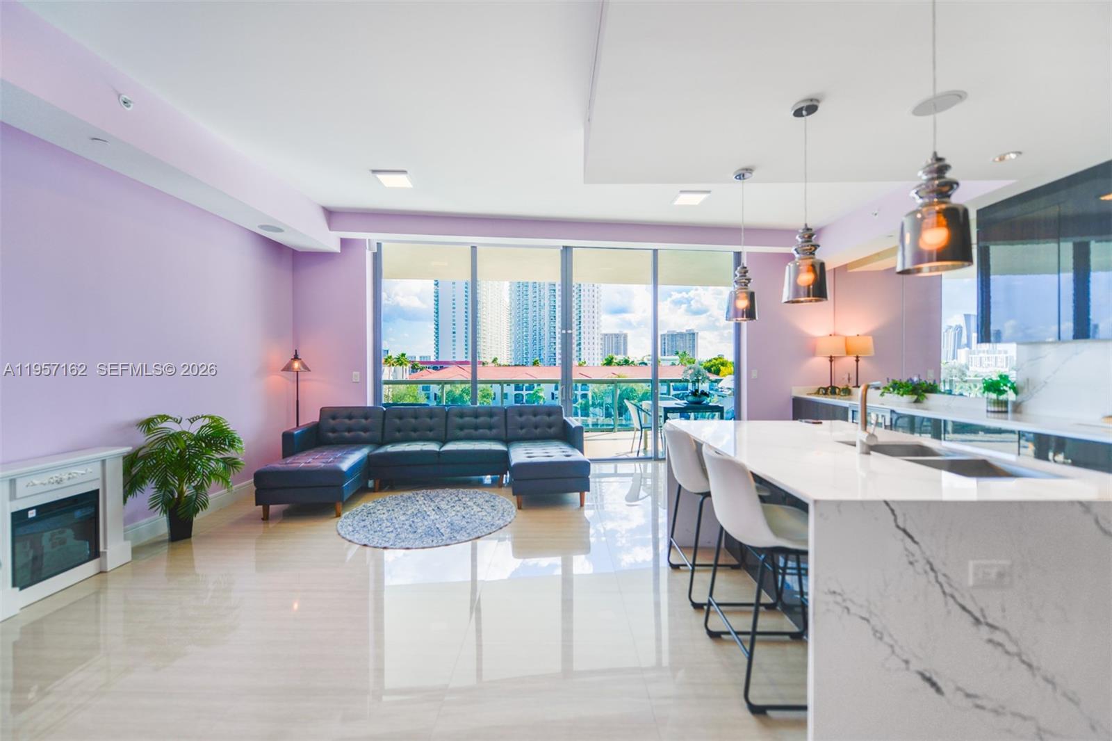 ECHO CONDO - Residential