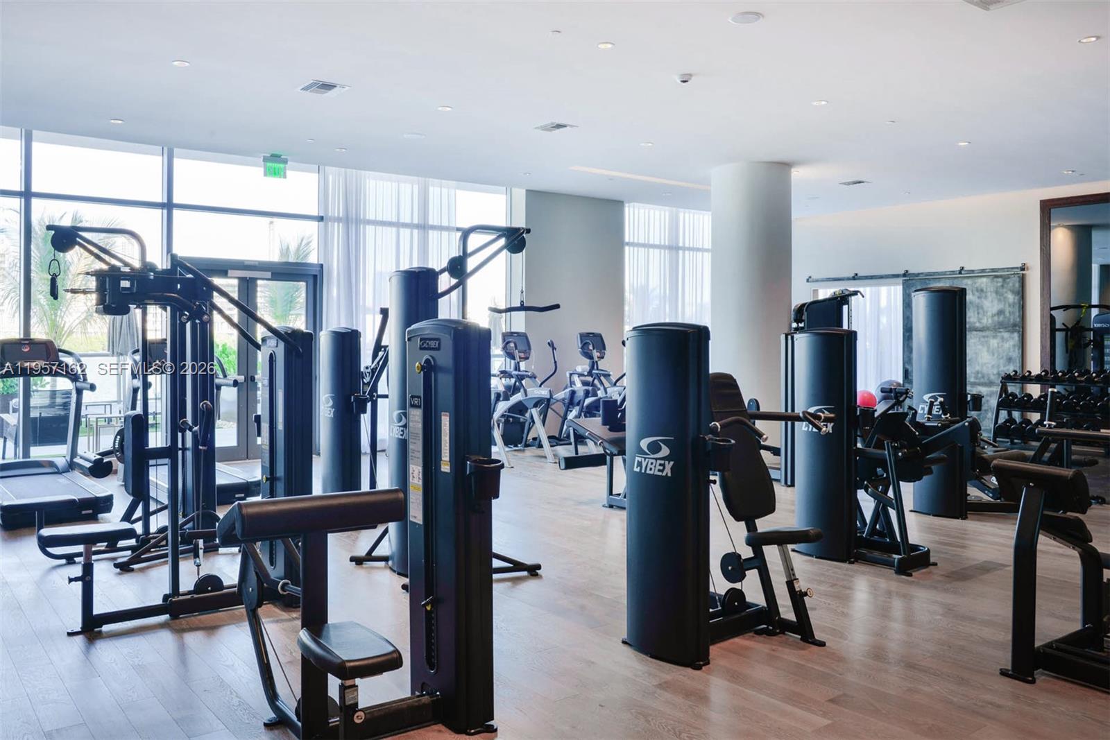 ECHO CONDO - Residential