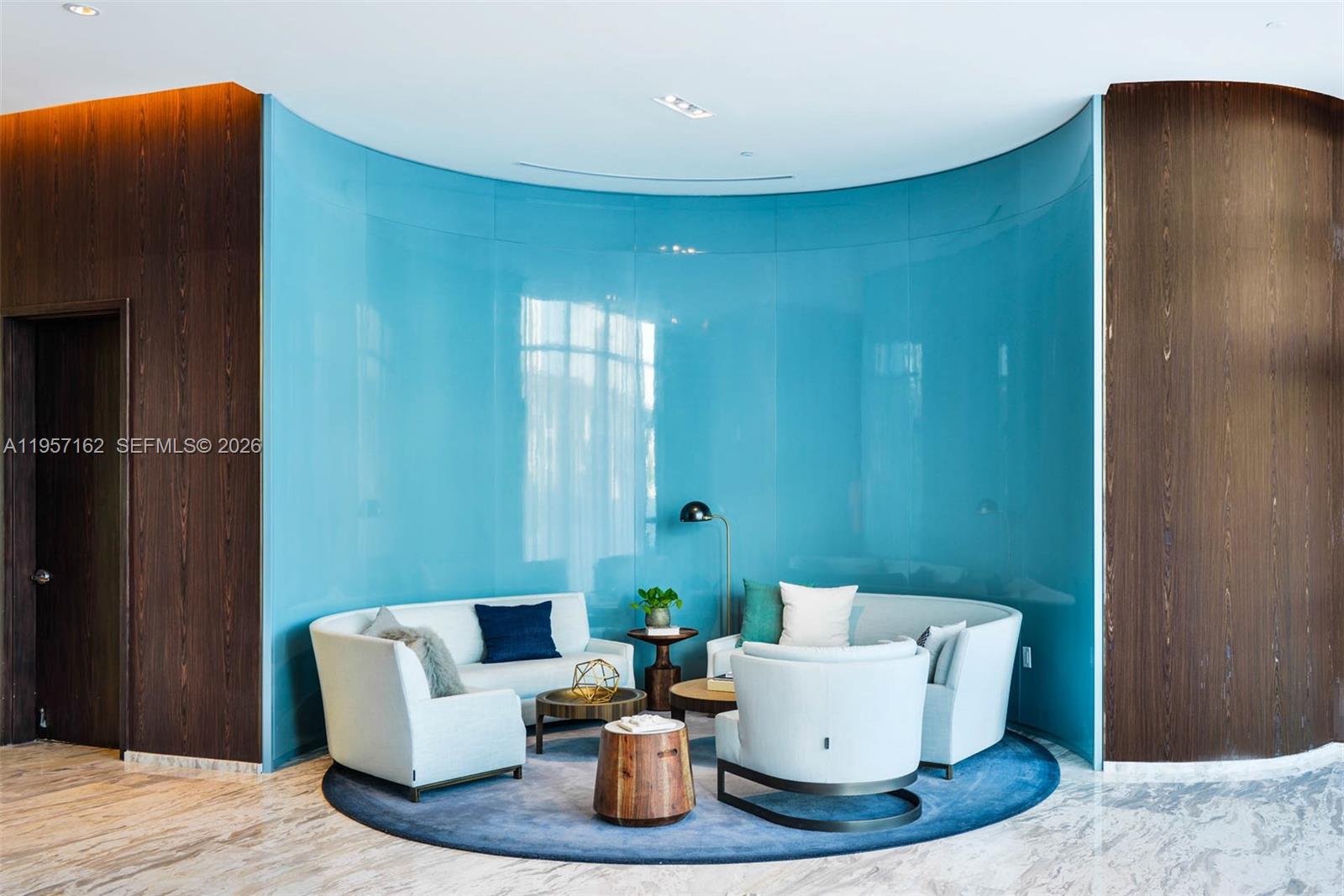 ECHO CONDO - Residential