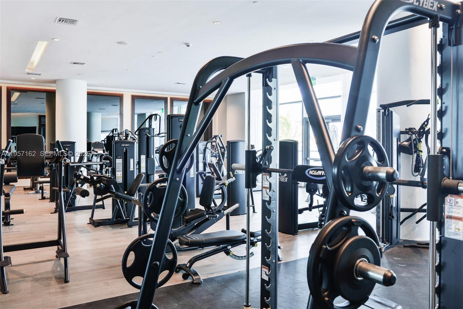 ECHO CONDO - Residential