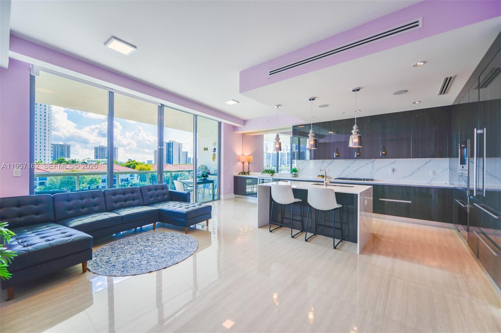 ECHO CONDO - Residential