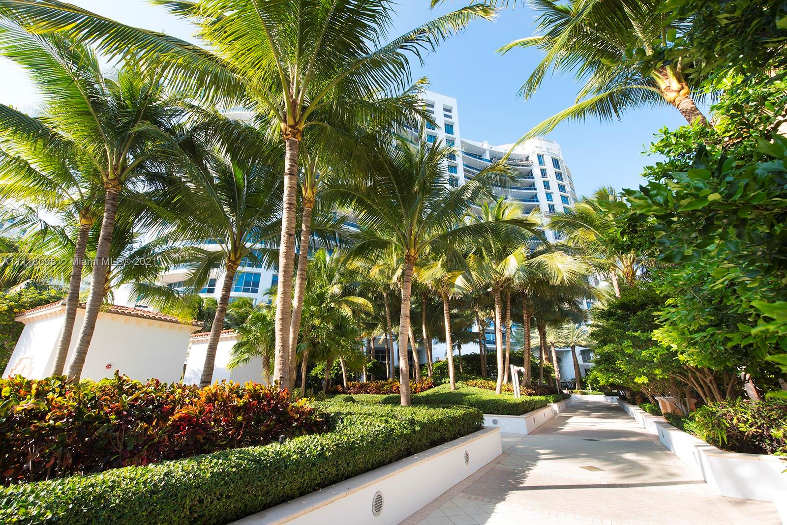 THE RESIDENCES AT THE BAT - Residential