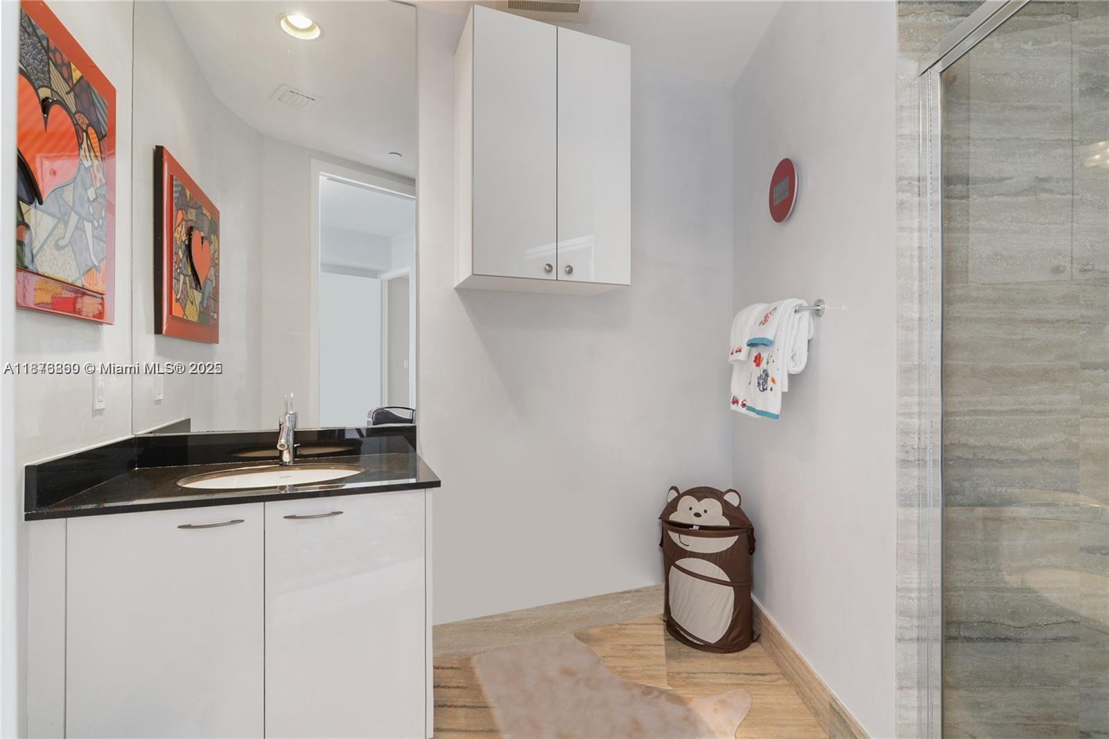 TDR TOWER III CONDO - Residential Lease