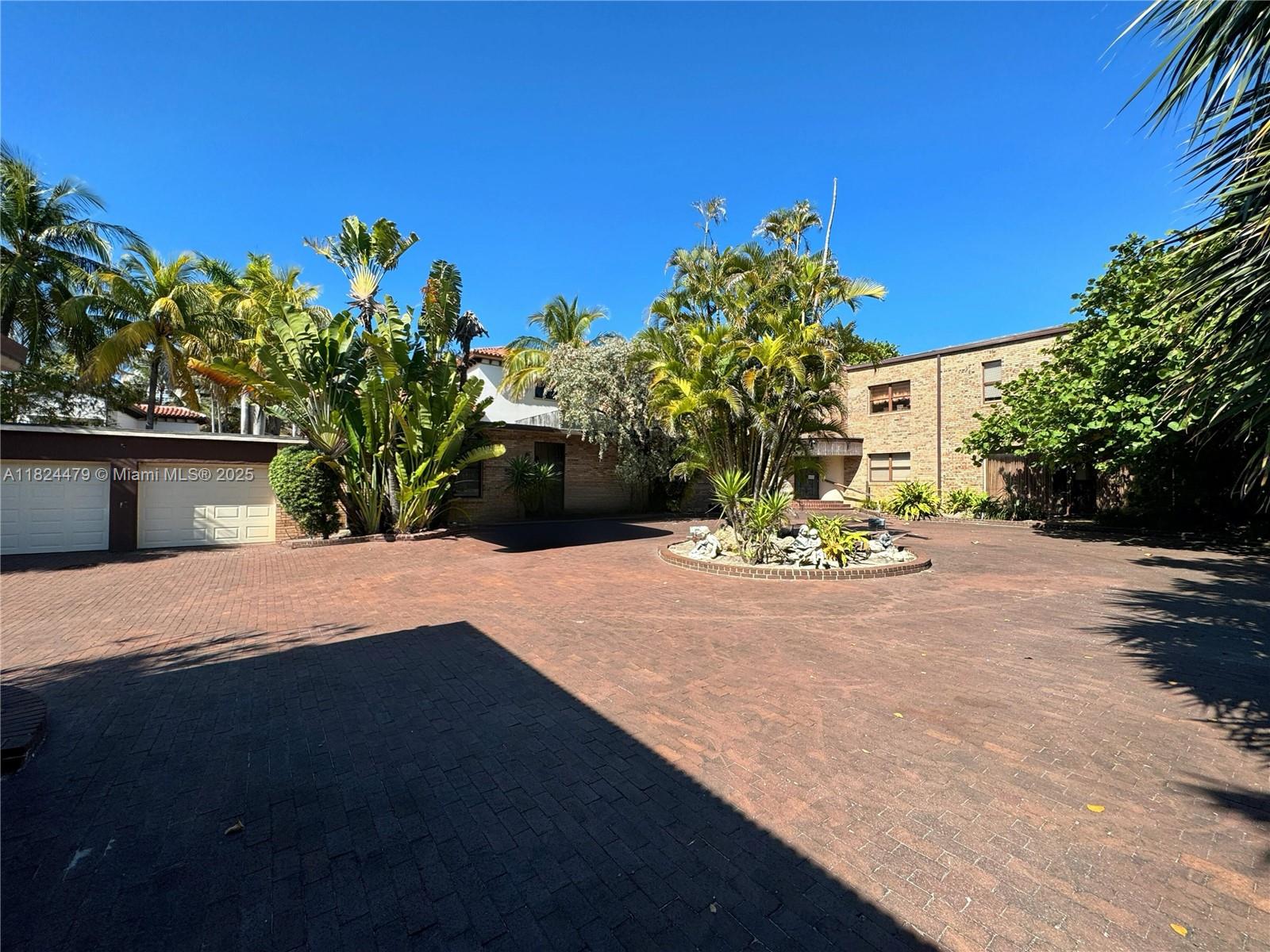 625 Ocean Blvd, Golden Beach, FL, 33160/$24,950,000 4 625 Ocean Blvd