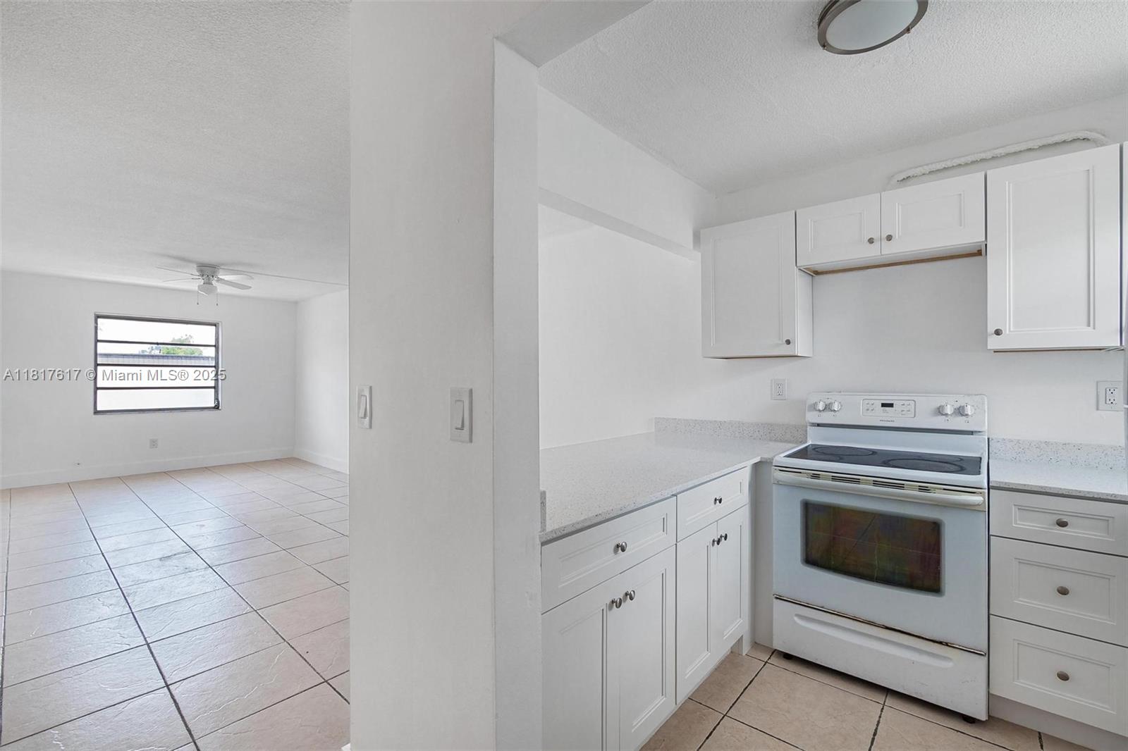 405 W 11th St 11