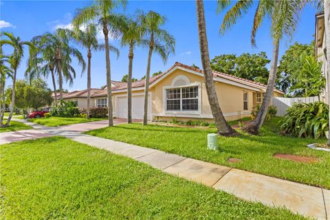 Photo of 18255 NW 21st St, Pembroke Pines, FL 33029 (MLS # A11878361)
