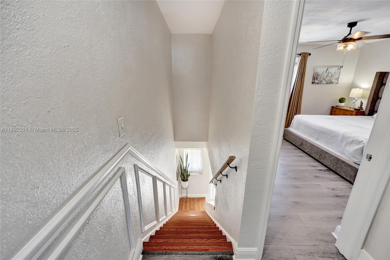 FIRST ADDN TO PALM SPRING - Residential