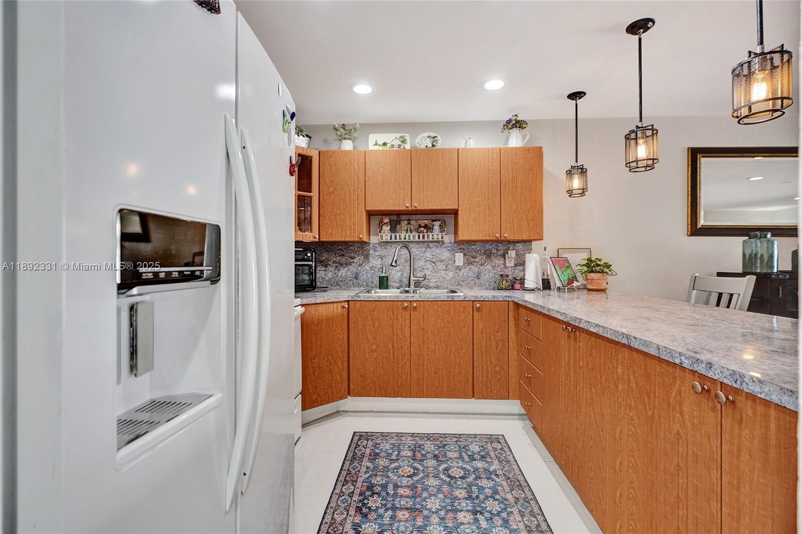 FIRST ADDN TO PALM SPRING - Residential