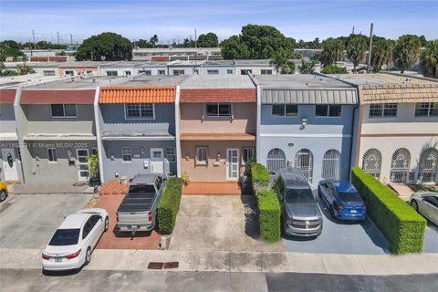 Photo of 1831 W 72nd Pl, Hialeah, FL 33014 (MLS # A11892331)