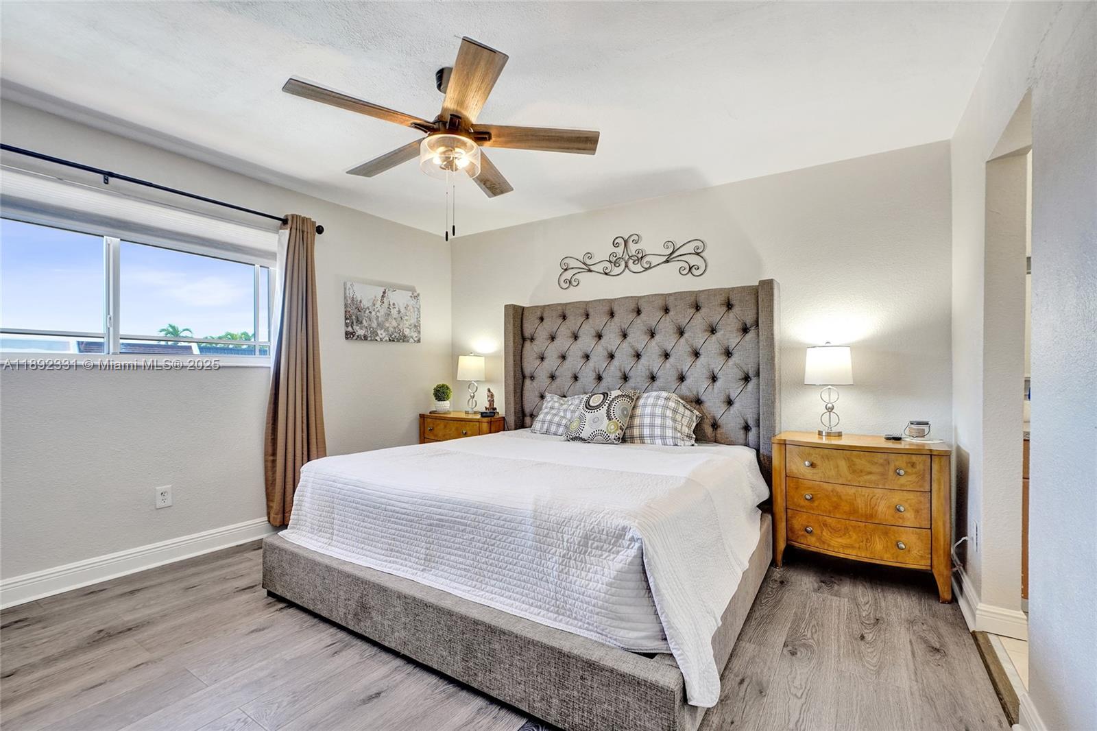 FIRST ADDN TO PALM SPRING - Residential