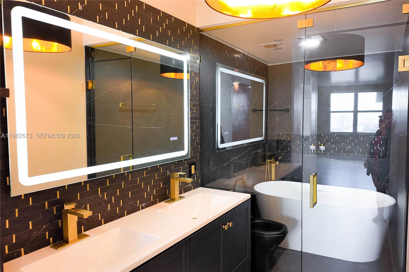 HEMISPHERES CONDO - Residential Lease