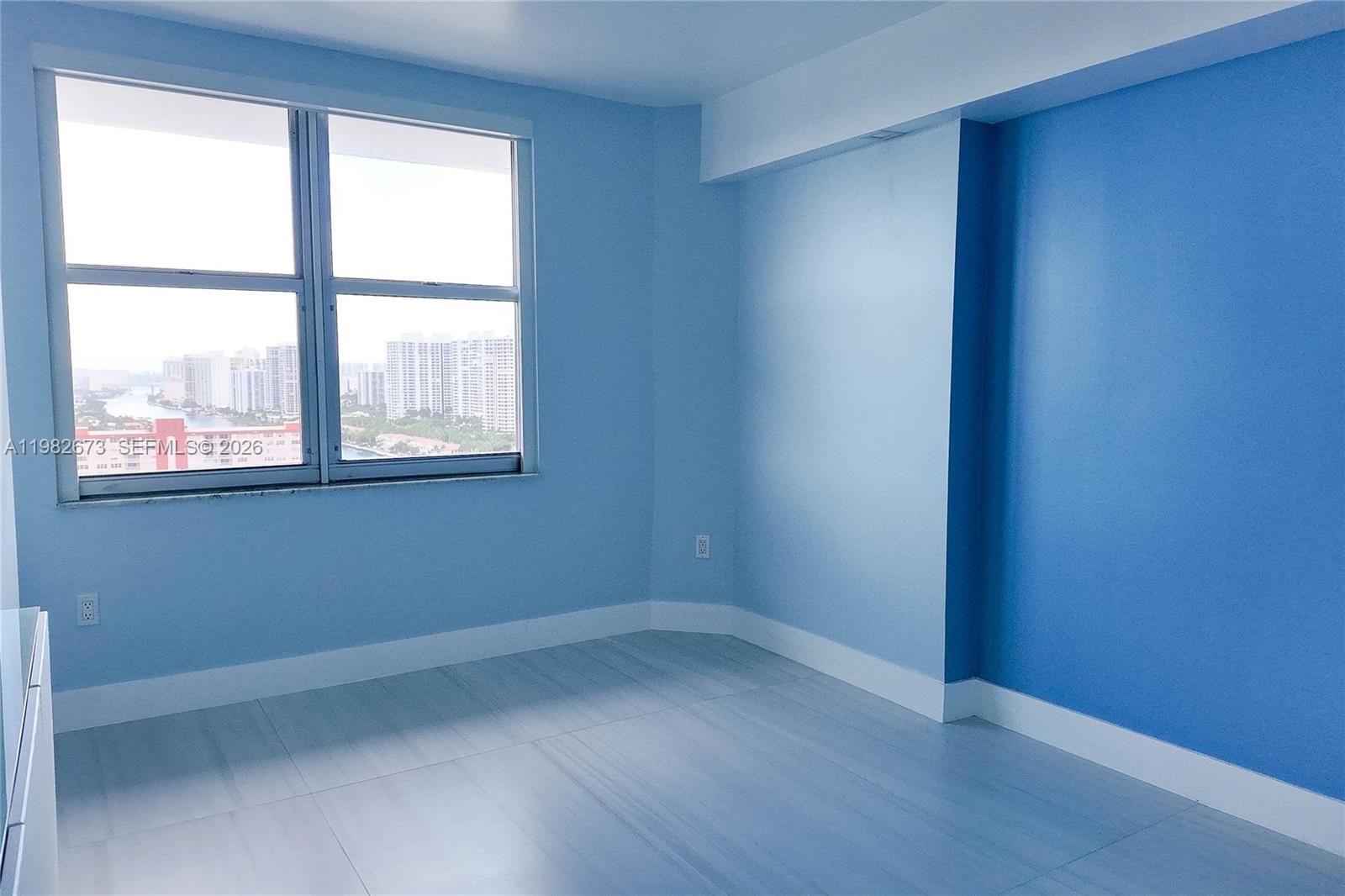 HEMISPHERES CONDO - Residential Lease