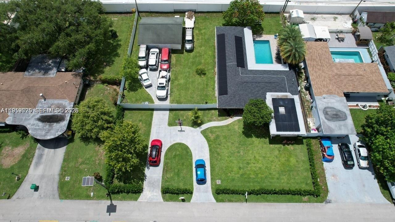 ROSE MANOR - Residential