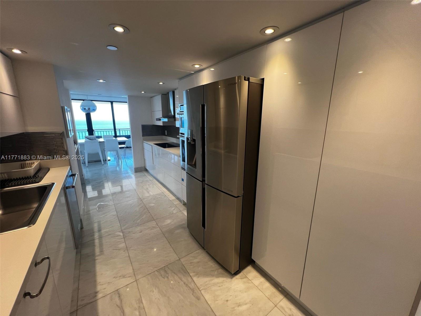 THE TIFFANY OF BAL HARBOU - Residential Lease