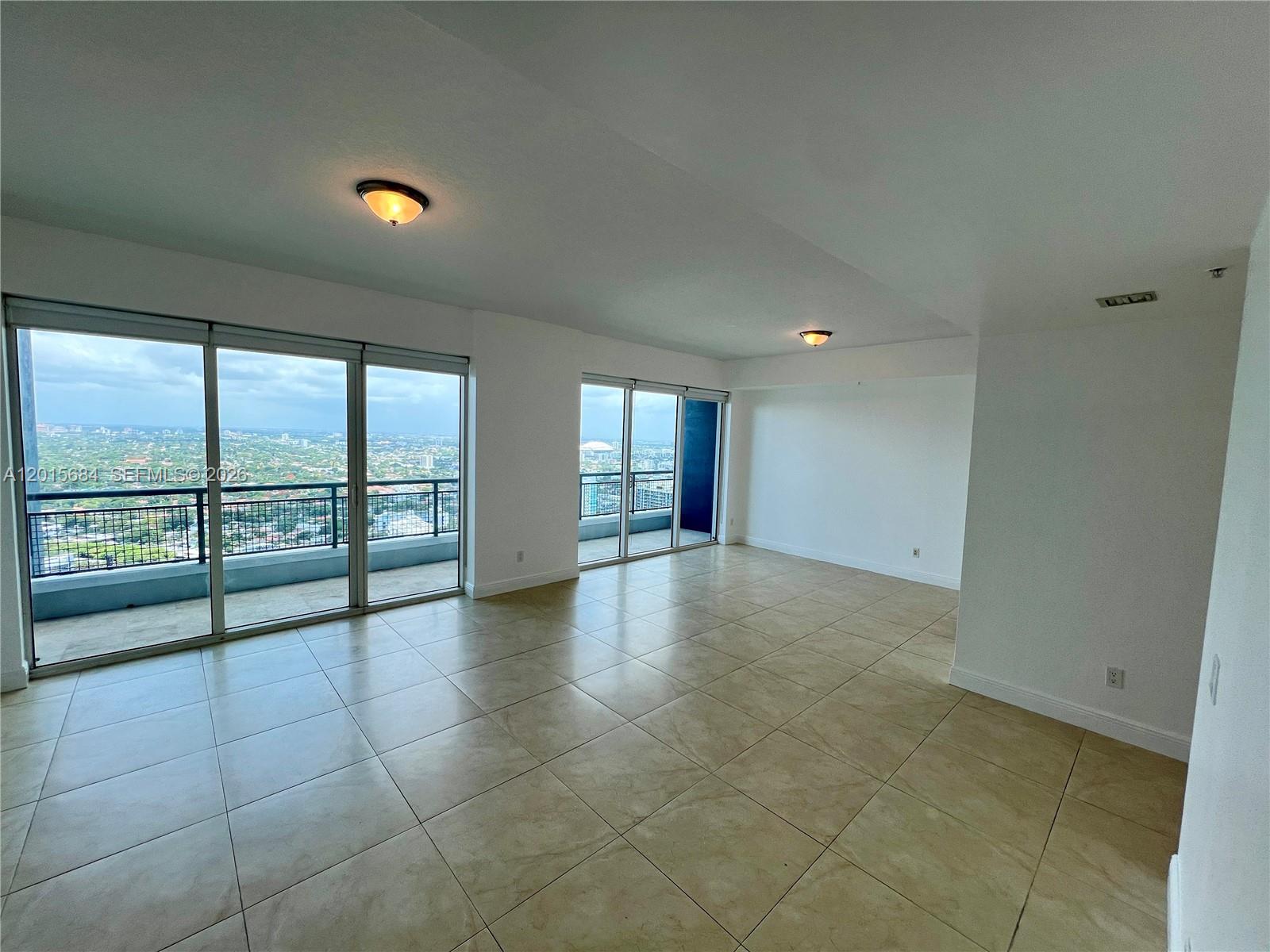 60 SW 13th St 3609