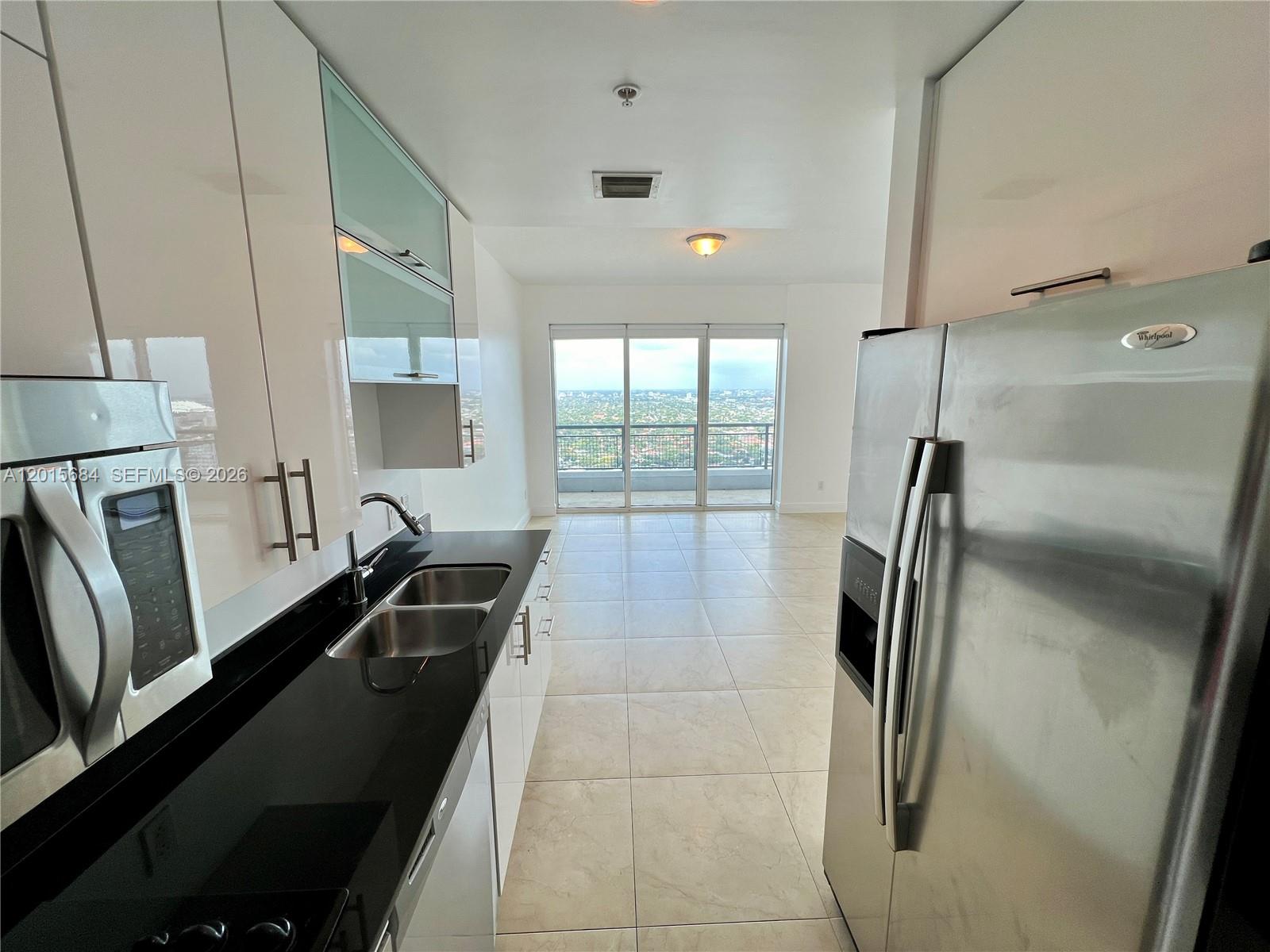 60 SW 13th St 3609