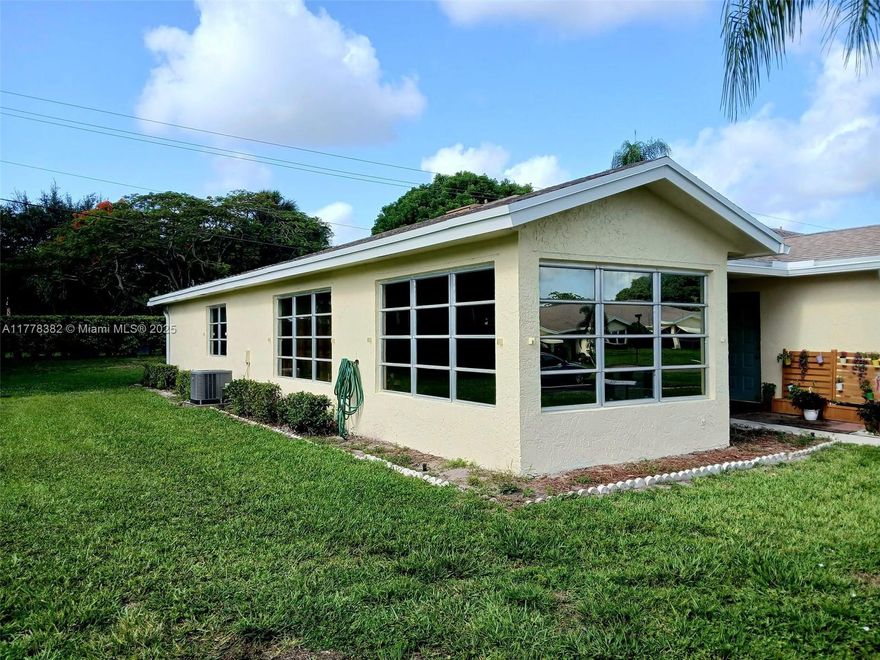 PRICE REDUCED CORNER VILA CAN BE CONVERTED TO 3 BEDROOMS IN 55+ COMMUNITY., NEW OPEN KITCHEN WITH GRANITE COUNTERTOP, NEW STAINLESS STEEL APPLIANCES, NEW A/C, NEW WATER HEATER, NEW FLOOR, AND WALKING CLOSET. INCLUDED IN HOA: NEW POOL, FITNESS, TENNIS COURT, CLUBHOUSE, LIBRARY, WATER, ROOF INSURANCE, LANDSCAPING, INTERNET, CABLE TV WITH HBO/SHOWTIME, OVER 1,000 CHANNELS, NEW PAITING OUTSIDE AND SHUTTLE SERVICE. CAR PARKING NEAR HOME AND GUEST PARKING WITHOUT RESTRICTION, YOU JUST PAY THE HOA $593 PER MONTH AND ELECTRICITY BILL. UNIT LOCATED IN BEST AND VERY CONVENIENT AREA, CLOSE TO ENTRACE OF THE COMMUNITY, CLOSE. TO ALL STORES CAN WALK ACROOSS THE STREET, THE BOYS ITALIAN SUPERMARKET, PUBLIX, PHARMACIES, RESTAURANTS AND MORE.
NO SPECIAL ASSESMENT.