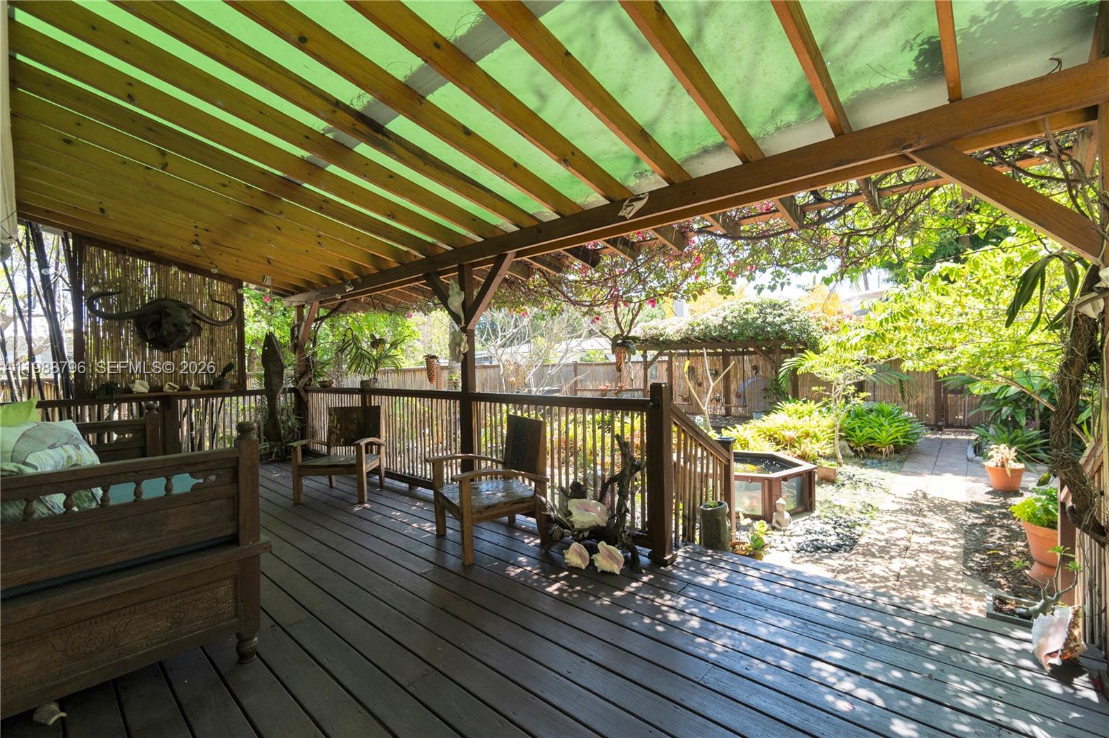 HOLLYWOOD - Residential