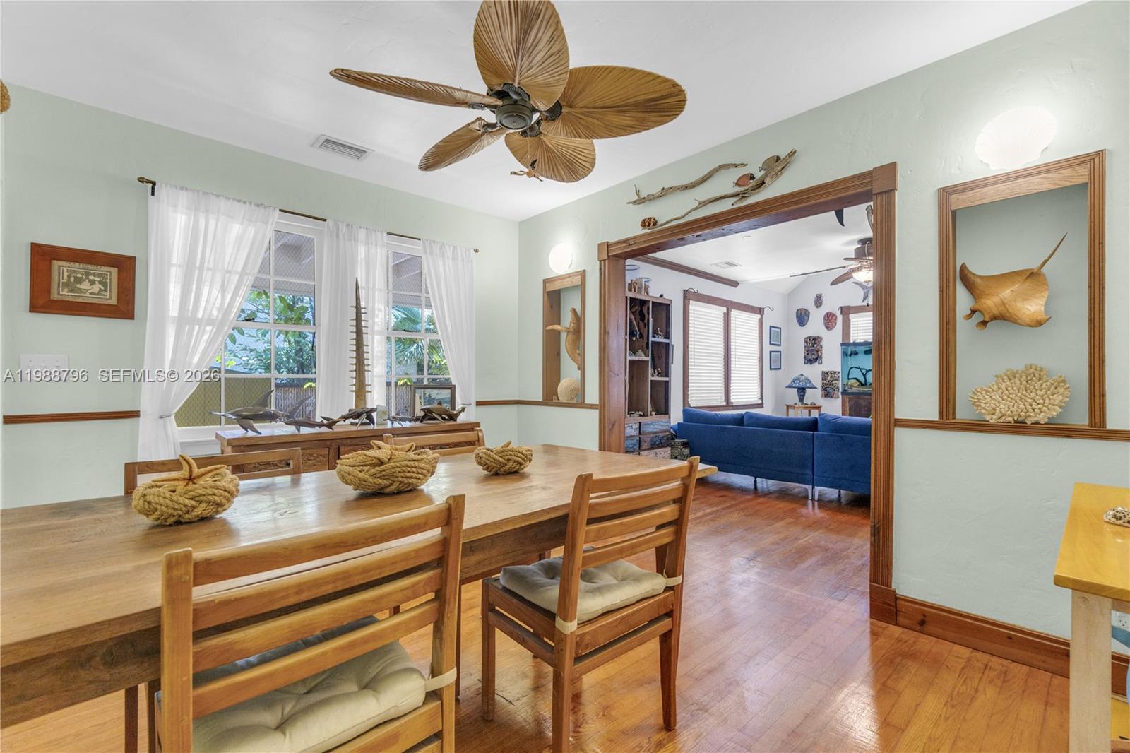 HOLLYWOOD - Residential