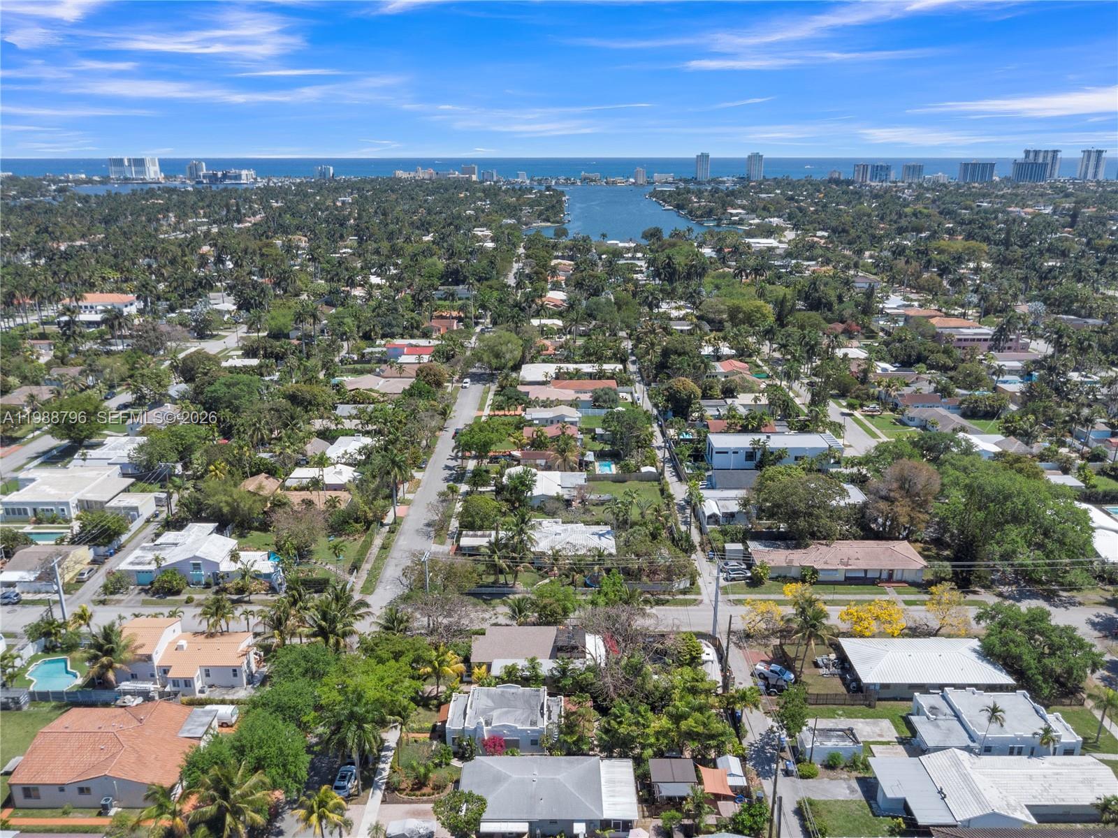 HOLLYWOOD - Residential