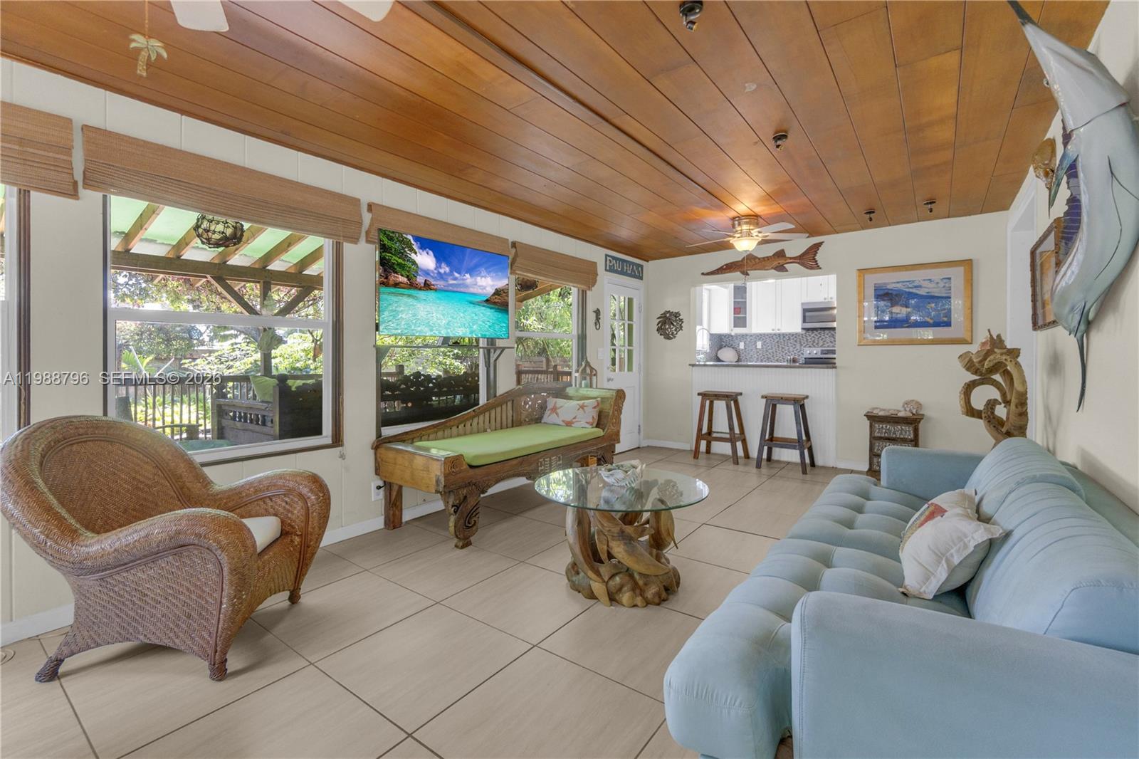 HOLLYWOOD - Residential