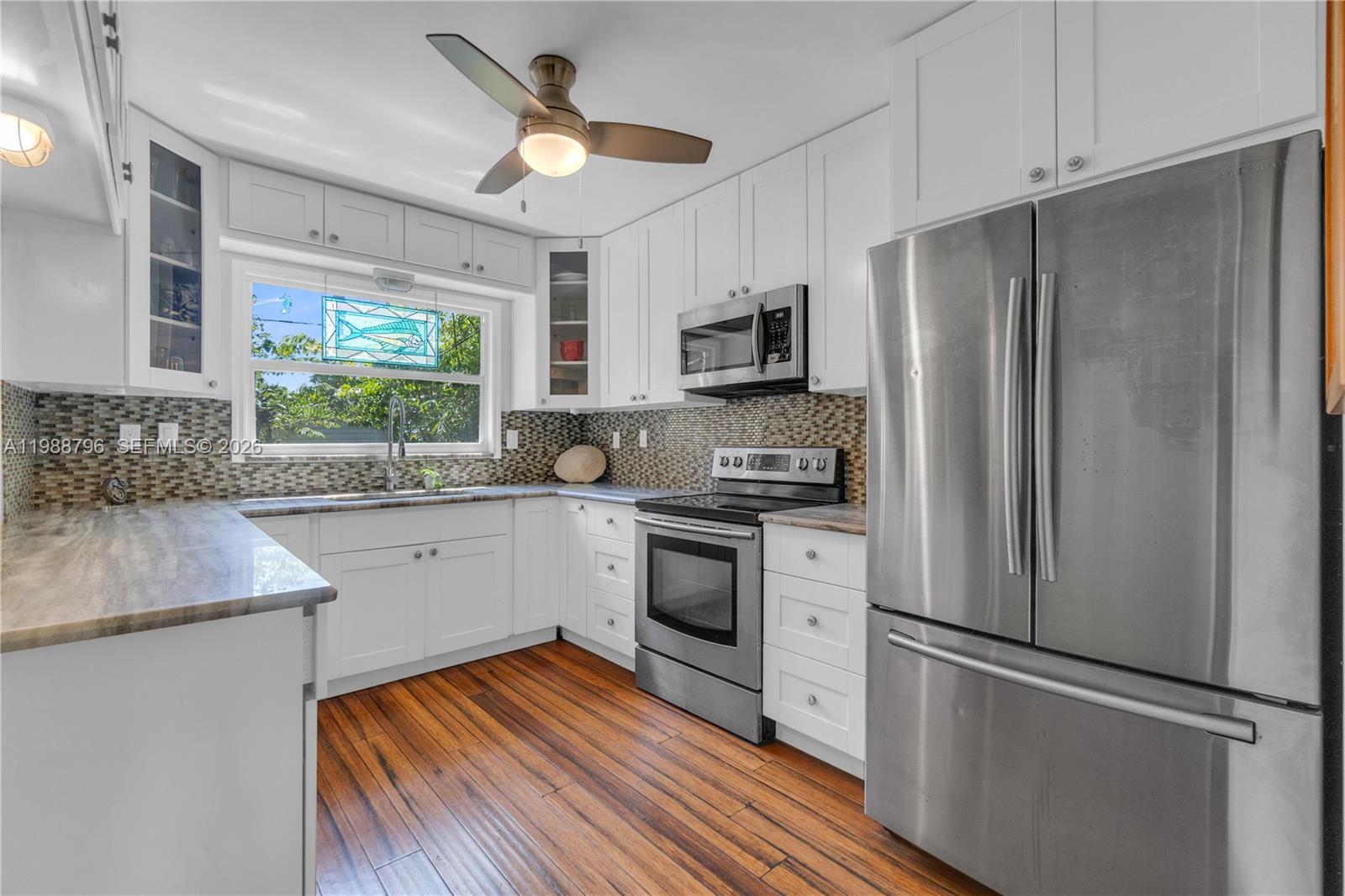 HOLLYWOOD - Residential