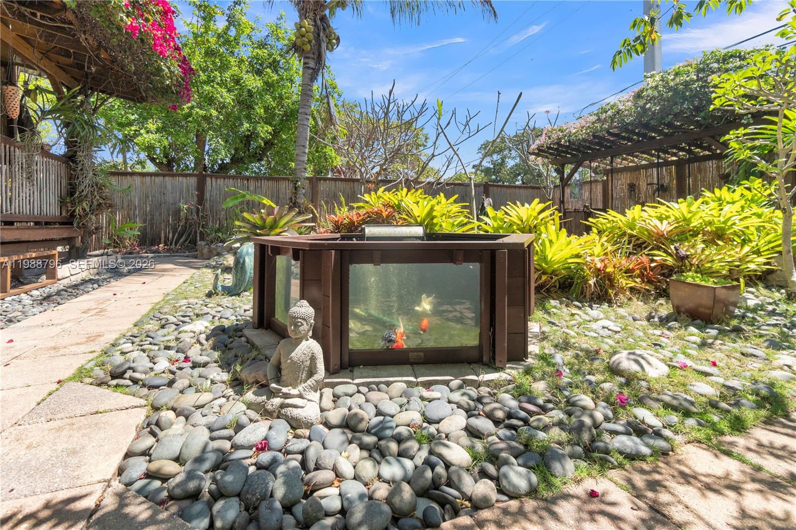 HOLLYWOOD - Residential