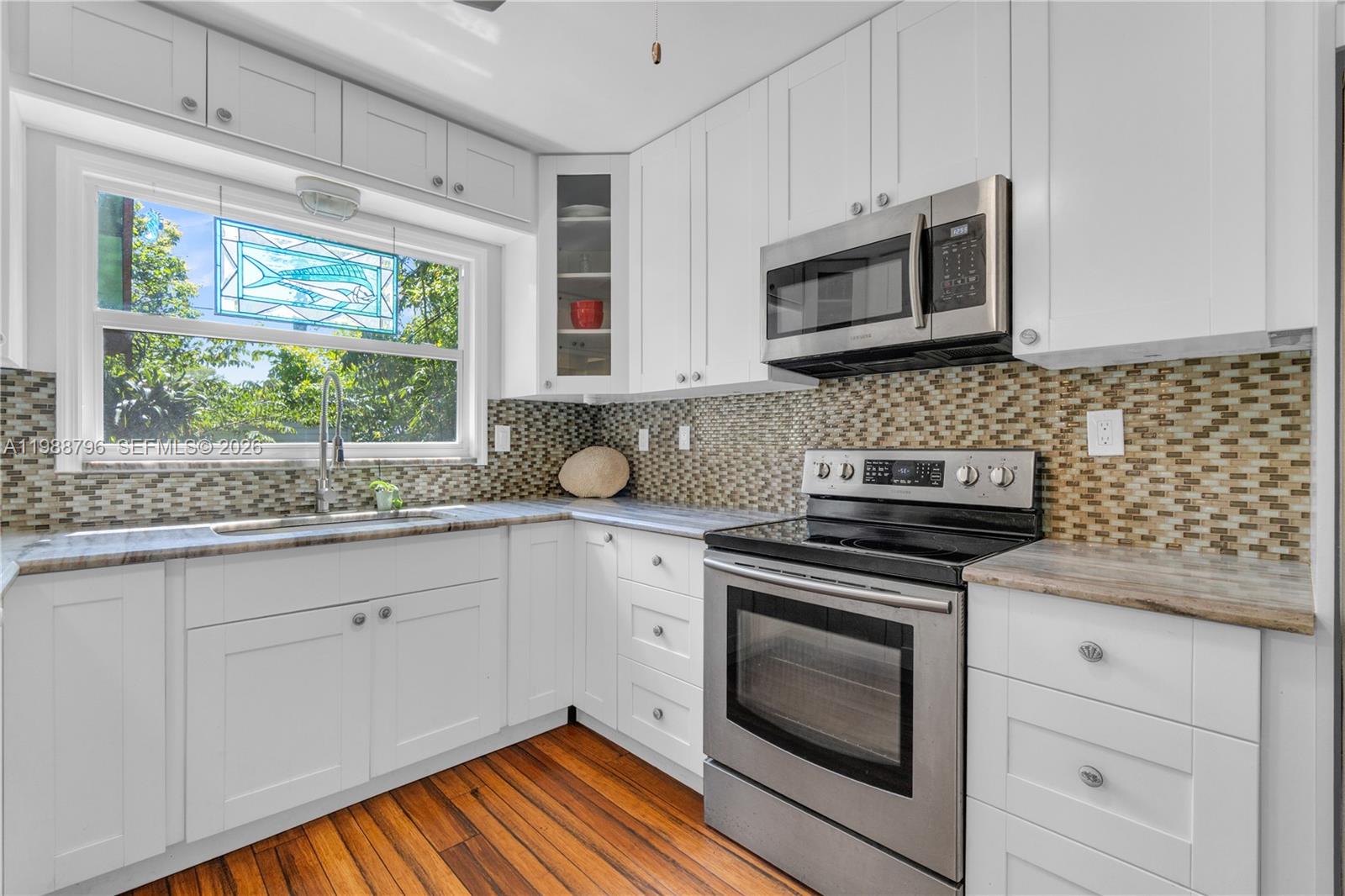 HOLLYWOOD - Residential