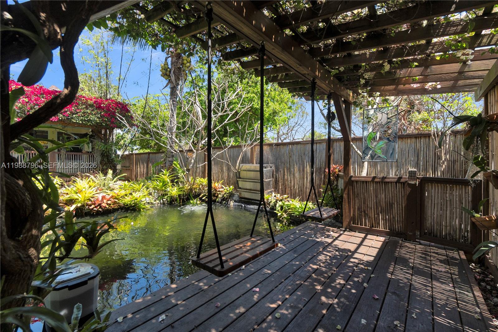 HOLLYWOOD - Residential