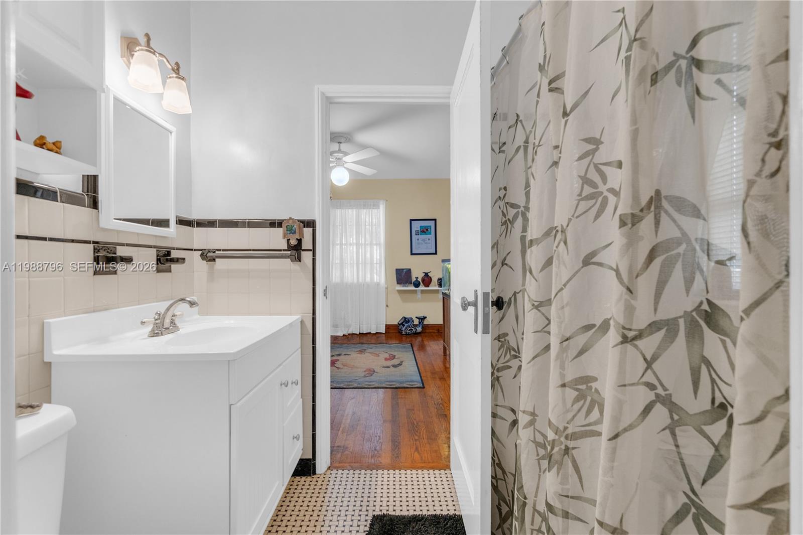 HOLLYWOOD - Residential