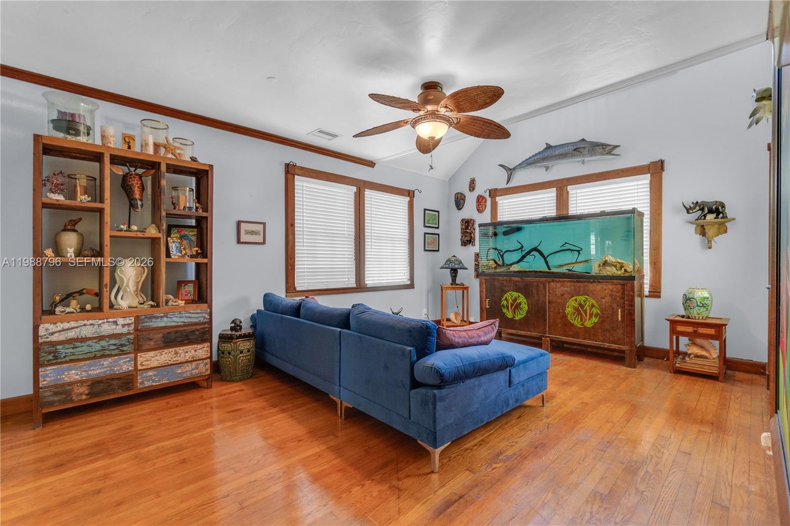 HOLLYWOOD - Residential