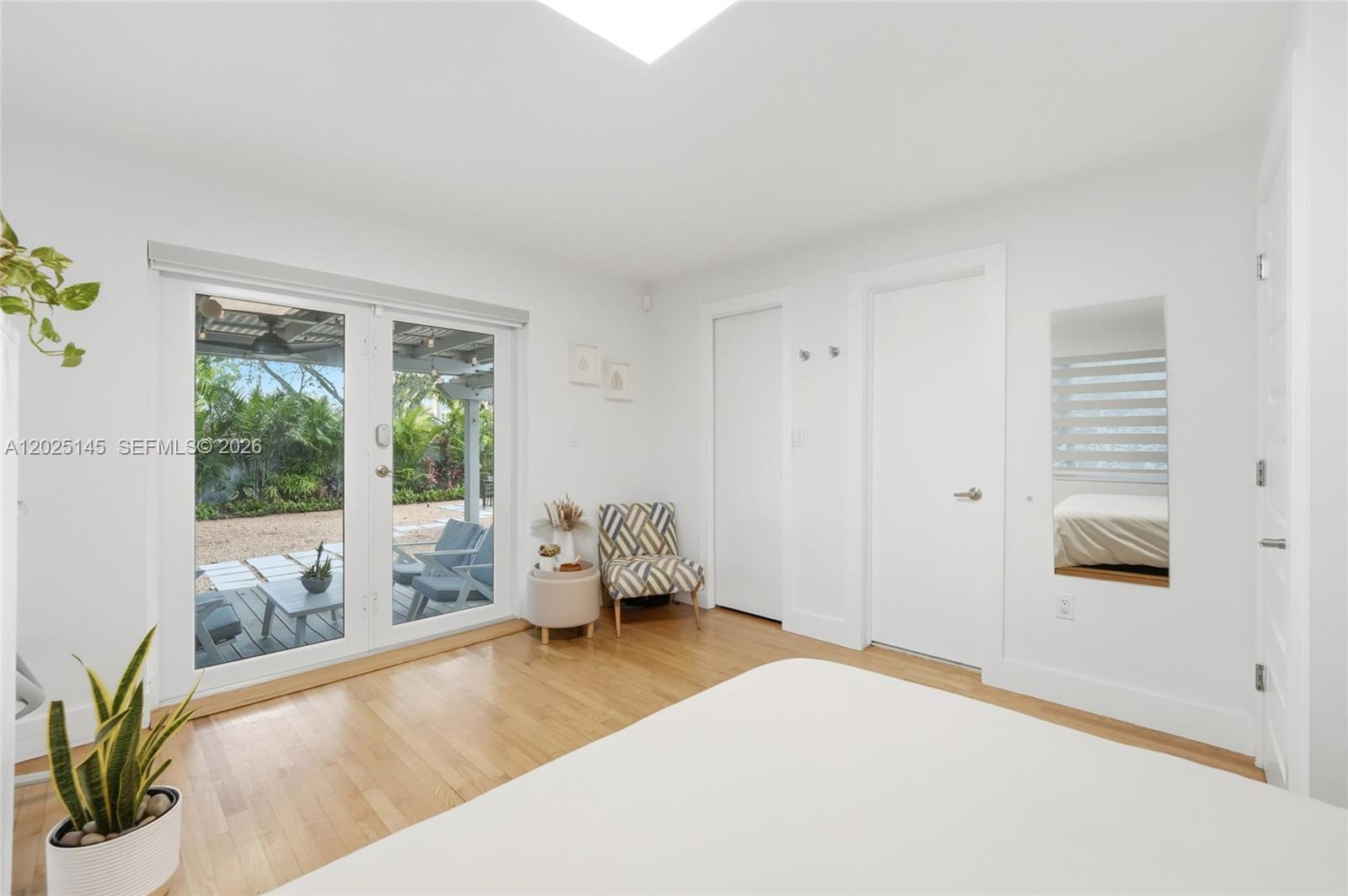 THE PINES - Residential