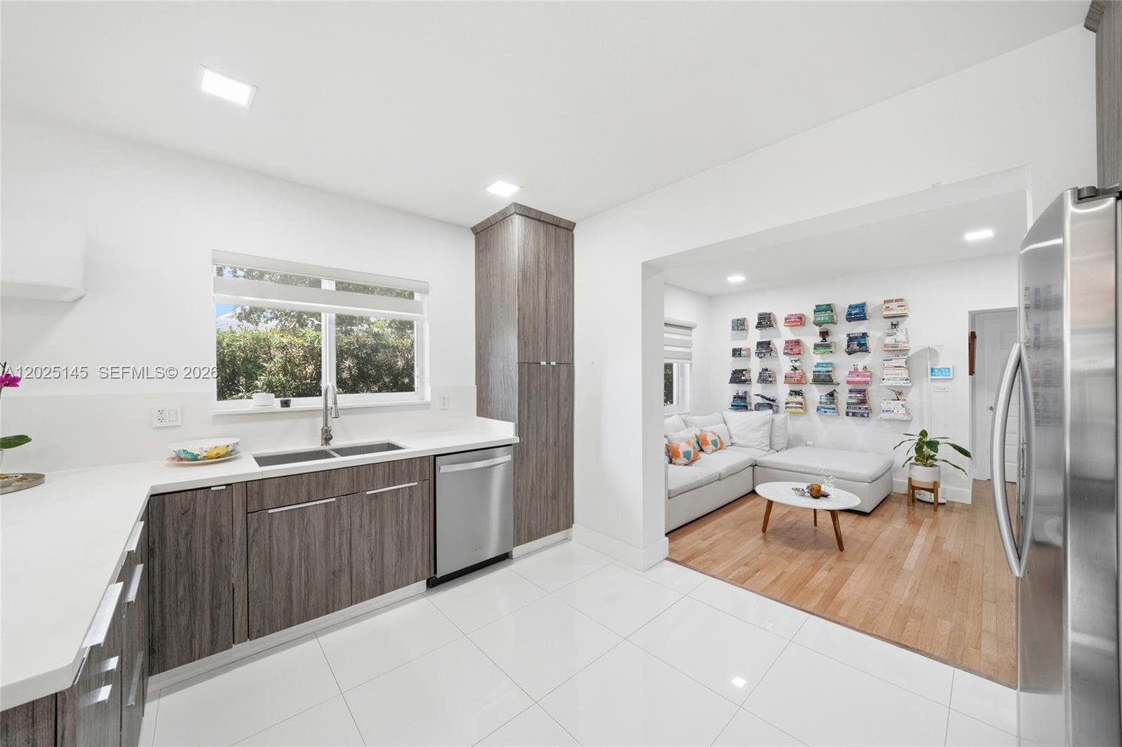 THE PINES - Residential
