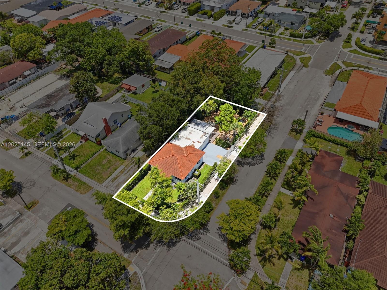 THE PINES - Residential