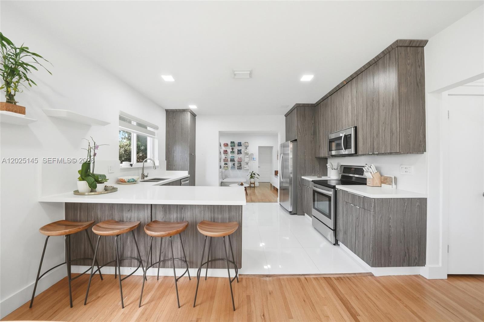 THE PINES - Residential