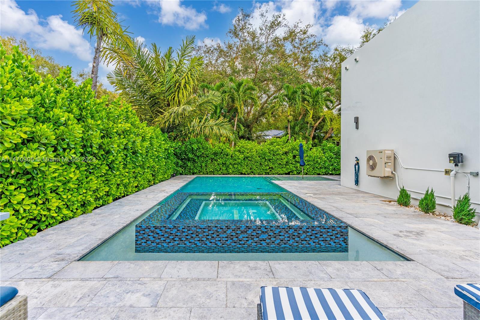 ROBERTS SUB - Residential