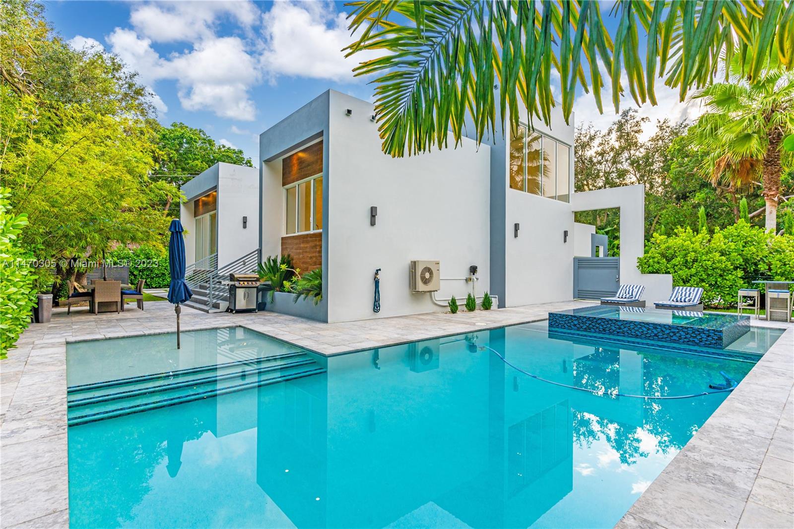 ROBERTS SUB - Residential