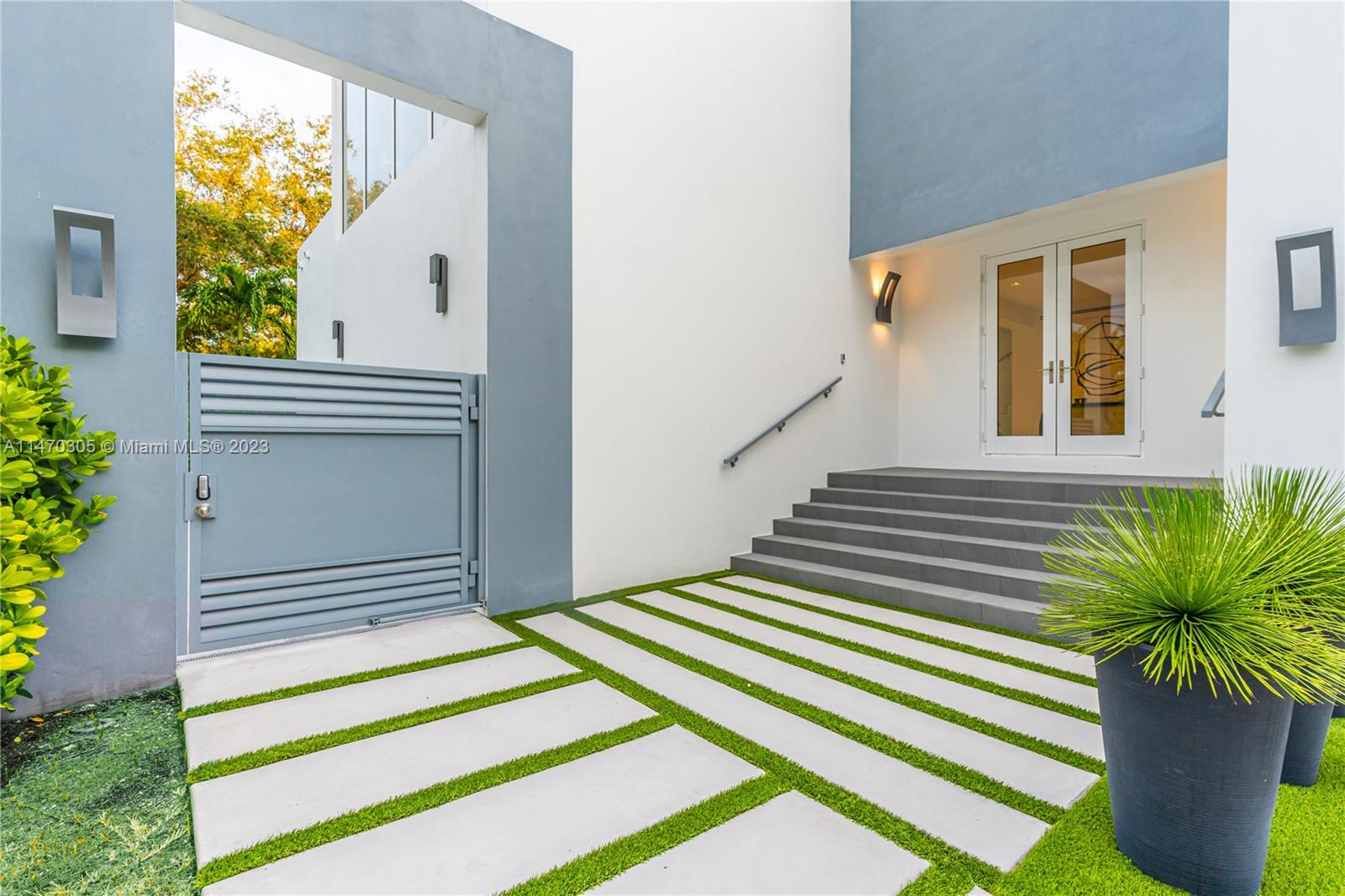 ROBERTS SUB - Residential