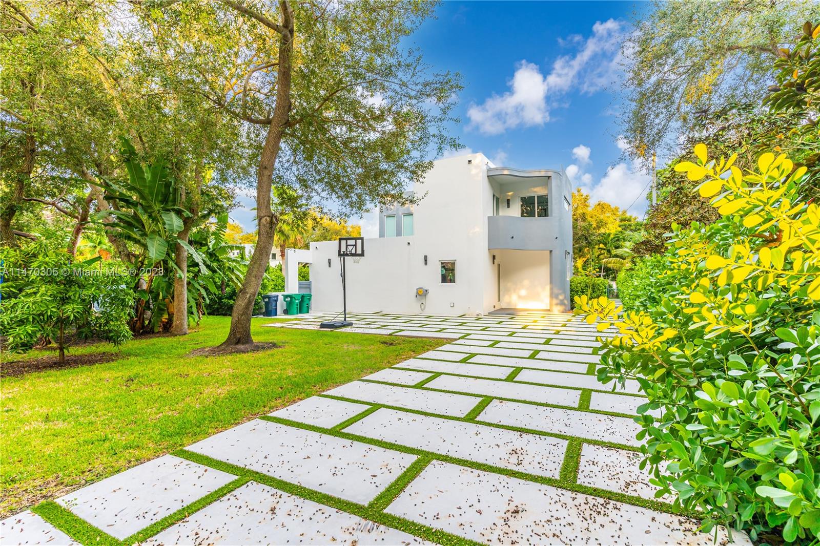 ROBERTS SUB - Residential