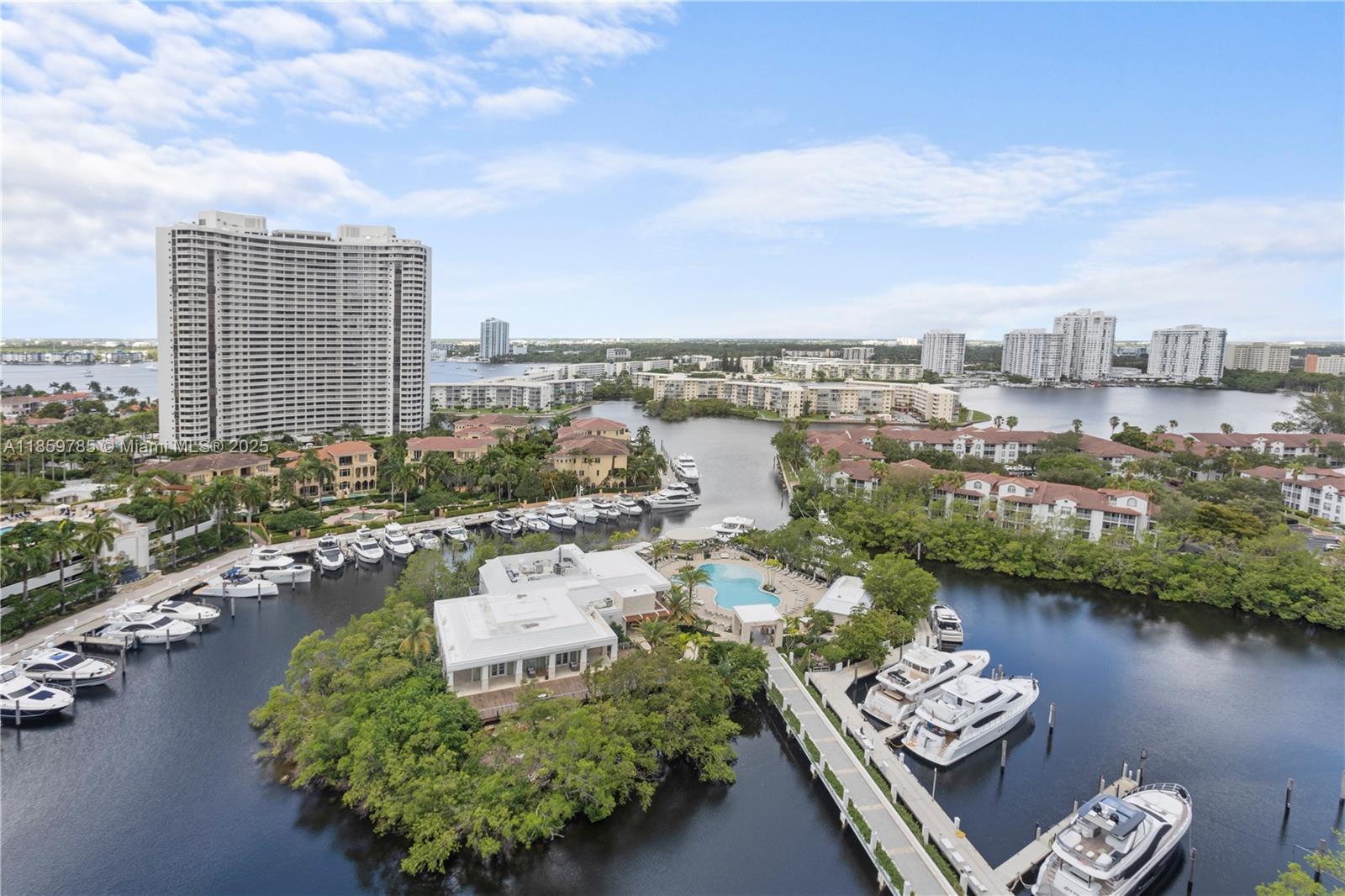 BELLINI AT WILLIAMS ISLAND - Residential