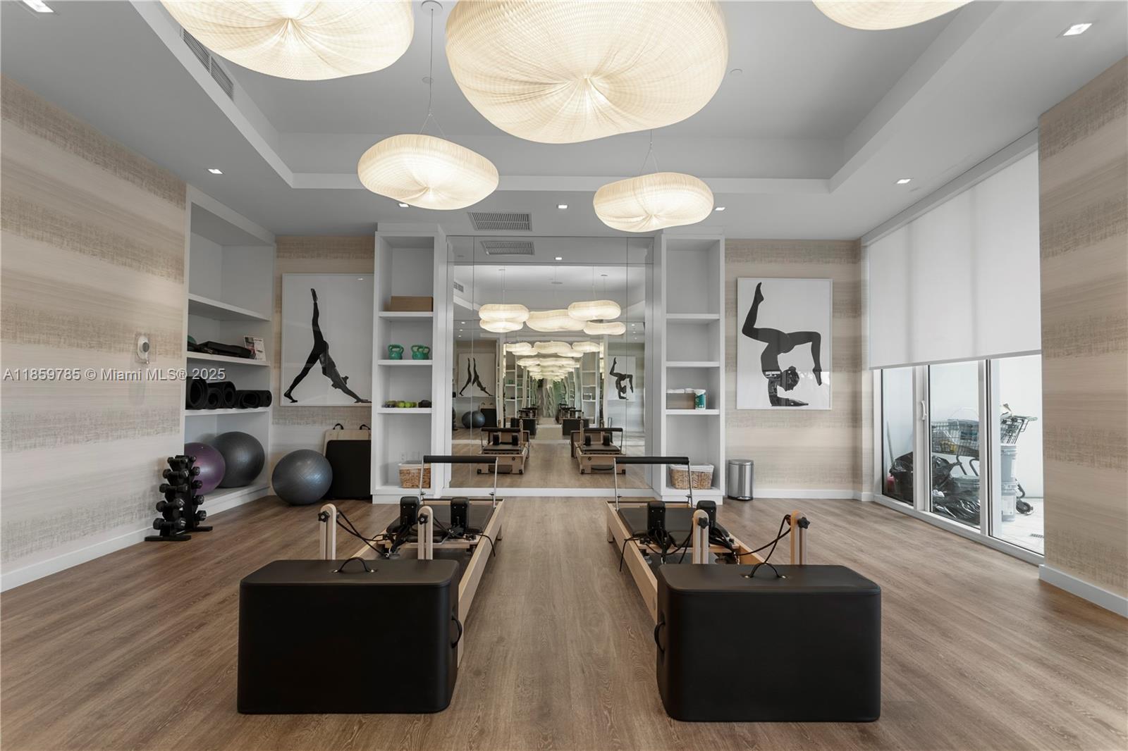 BELLINI AT WILLIAMS ISLAND - Residential