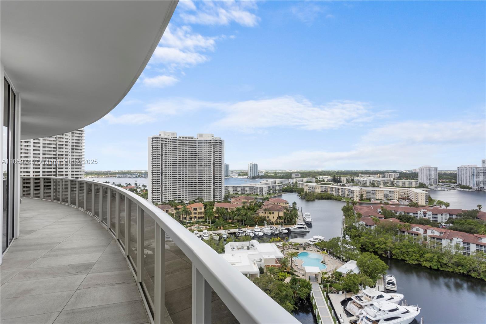 BELLINI AT WILLIAMS ISLAND - Residential