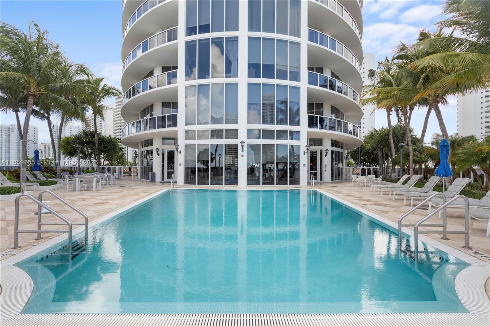 BELLINI AT WILLIAMS ISLAND - Residential