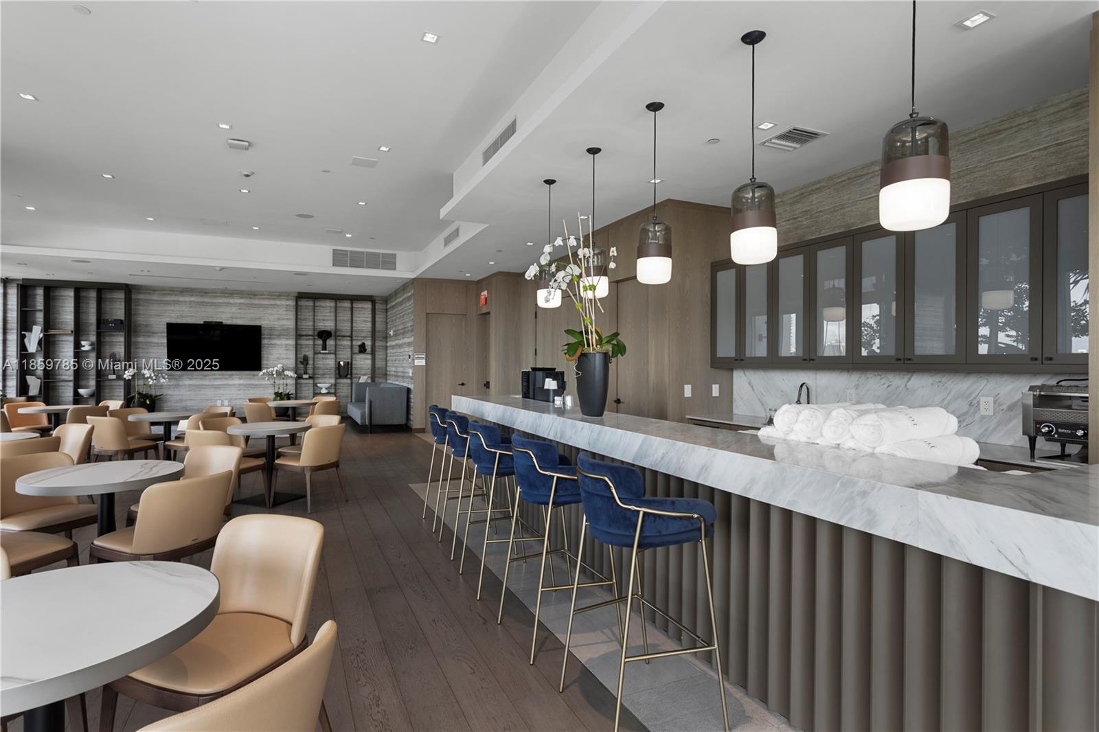 BELLINI AT WILLIAMS ISLAND - Residential