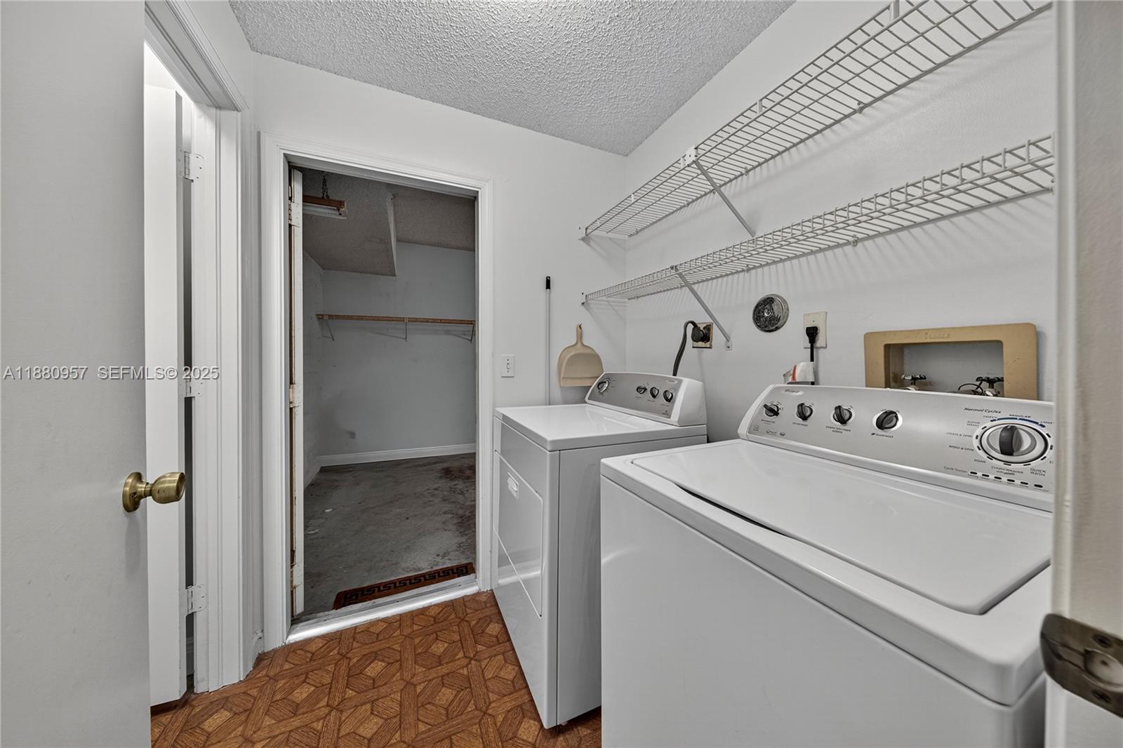 BRIDGEWATER CONDO - Residential