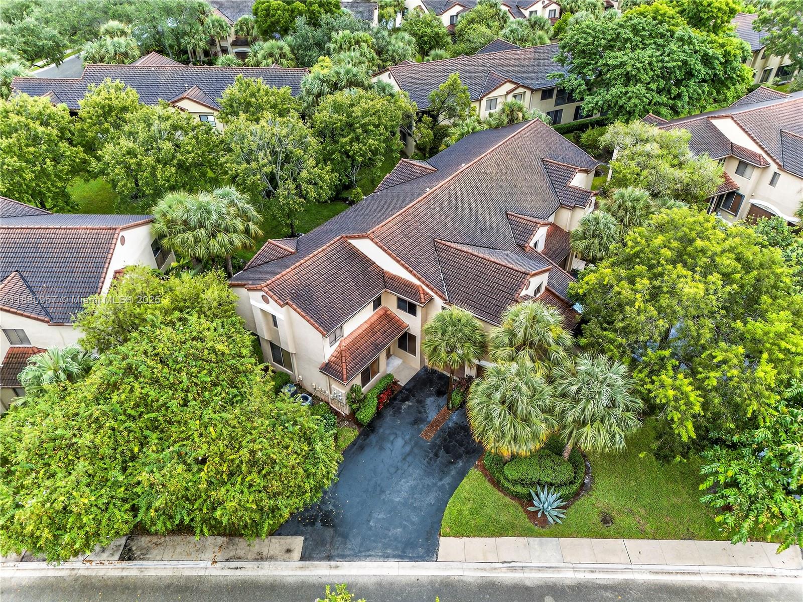 BRIDGEWATER CONDO - Residential