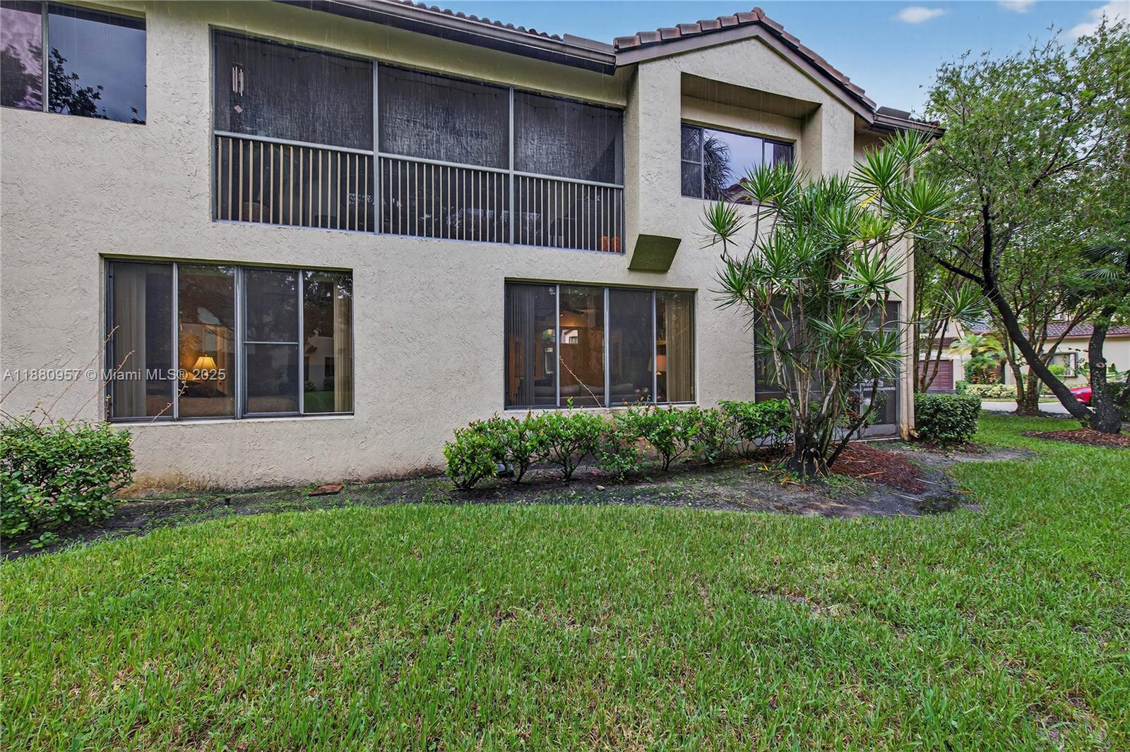 BRIDGEWATER CONDO - Residential