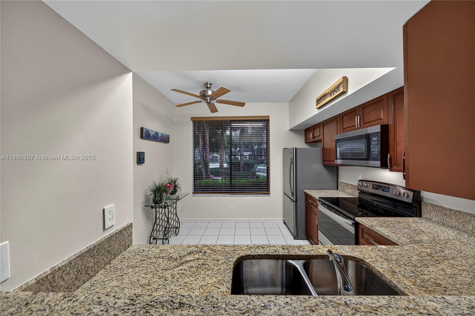 BRIDGEWATER CONDO - Residential