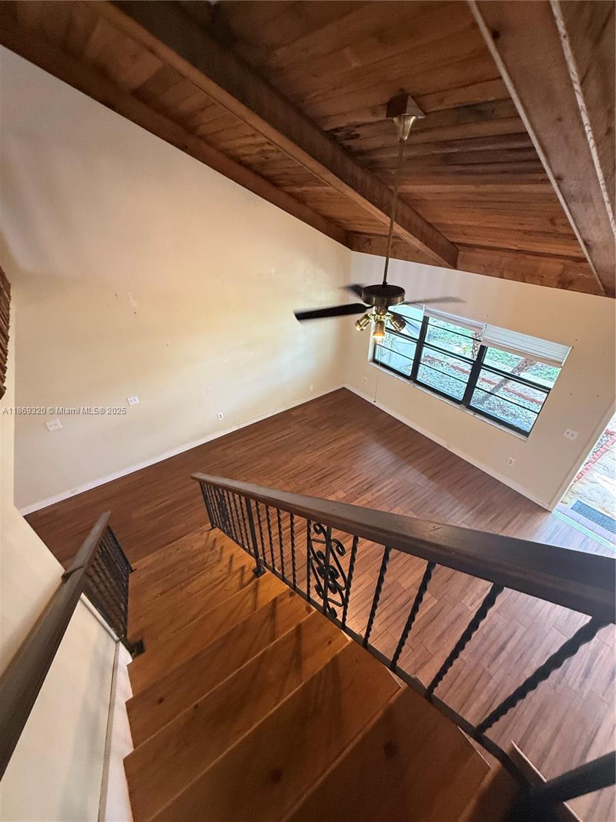 2111 N 14th Ave